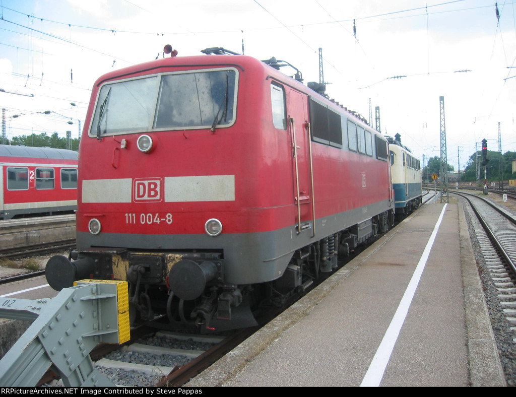 DB 111 004-8